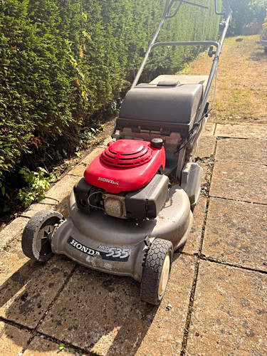 Honda hrd 535 petrol - push, lawn