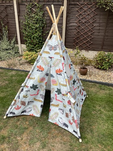 Child insect print - insect, wigwam
