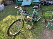 Ladies Raleigh Camaro Bike ~