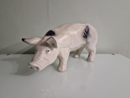 Vintage style resin - resin, pig