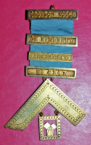 Silver masonic past master - silver,