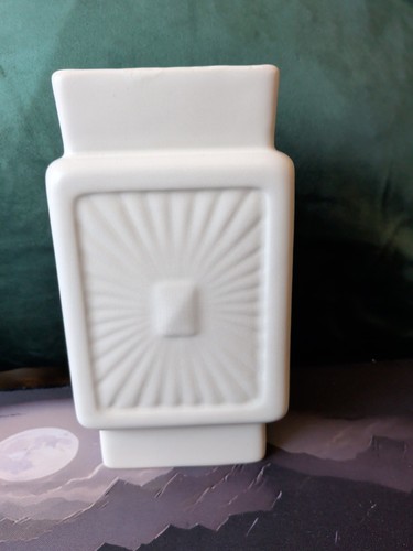 Dartmouth pottery vase white - pottery,
