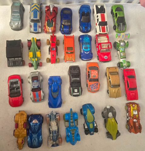Job lot mixed cars - job,
