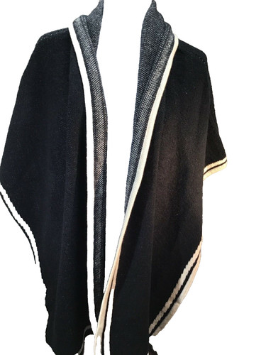 Nwt voc aztec poncho - voc, shawl