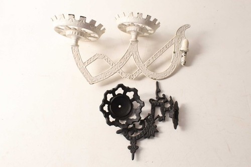 Antique cast iron dbl flower - antique,