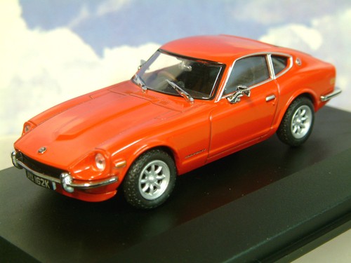 Oxford diecast s30 datsun - diecast,