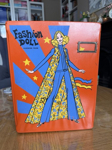 Vintage barbie fashion doll - barbie,