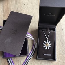 Lovely Beaverbrooks Ylang Ylang Silver Flower Necklace