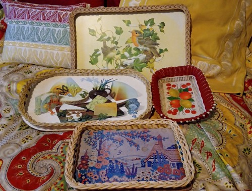 Four vintage melamine - four,