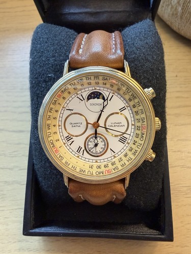 Vintage sekonda lunar calendar - vintage,