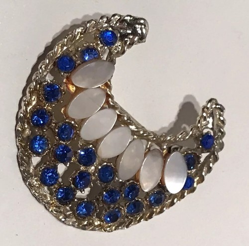 Vintage crescent moon - crescent,