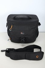 Lowepro Nova 180 AW Shoulder Camera Bag Black Excellent Condition #32