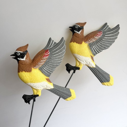 Vtg artline yard ornaments - yard,