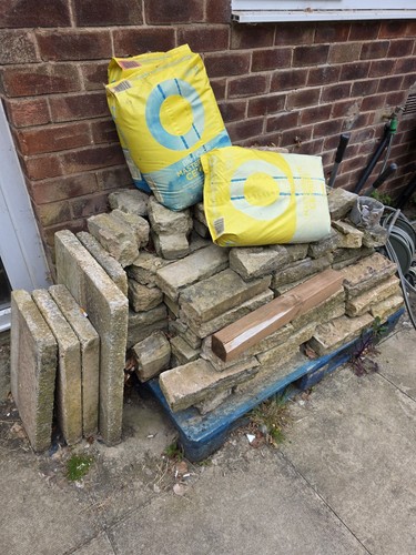 Linear stone yellow - stone,
