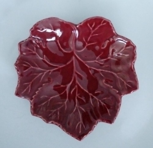 Olfaire leaf dish - leaf, 6"