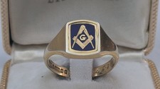 Vintage heavyweight 9ct gold masonic swivel signet ring. 6.4 grams. Size U 1/2.