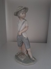 Lladro Nao Boy With Sling Shot