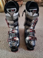 Atomic Hawx Ski Boots