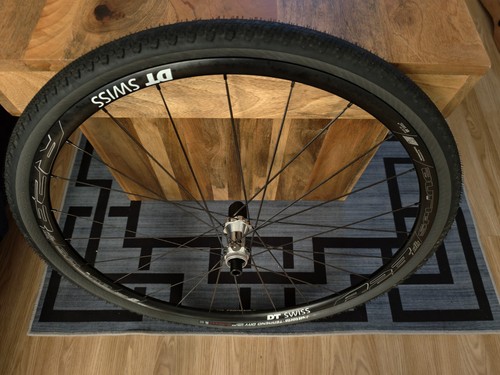 Swiss r23 road bike - dt,
