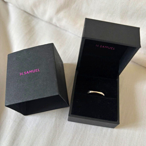 Samuel white gold ring - h,