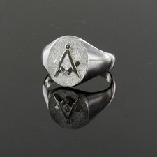 Masonic Ring Craft Square and