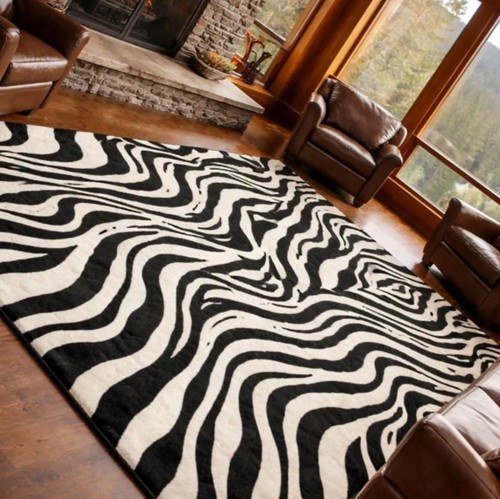 Hand tufted wool - hand,