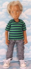A 2 PIECE JEANS & T-SHIRT SET