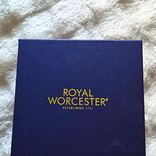Royal worcester qeii 60th - worcester,