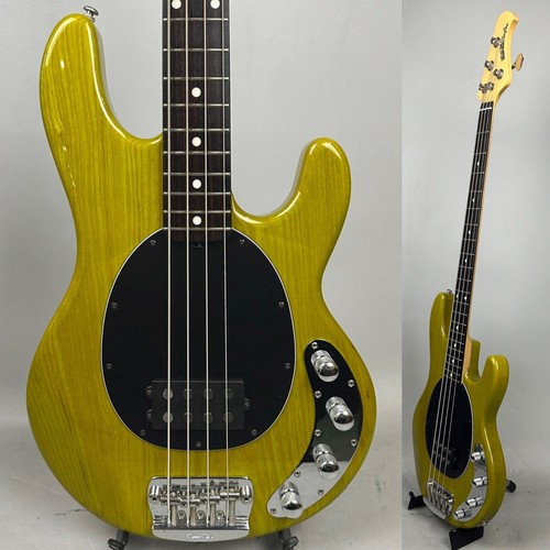 Music man stingray4 - man,