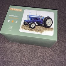 Universal Hobbies Ford 5000