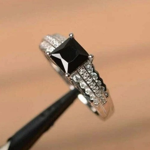 Black diamond 50ct princess - black,