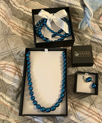 Honora blue round pearl - blue,