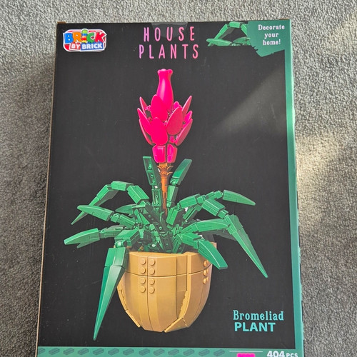 Brick house plants - by,