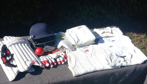 Junior cricket gear - junior,