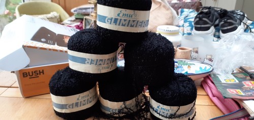 Wool balls emu - wool, of