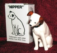 VINTAGE RCA NIPPER