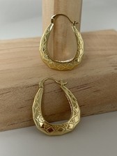 Classic 14K Detailed Geometric