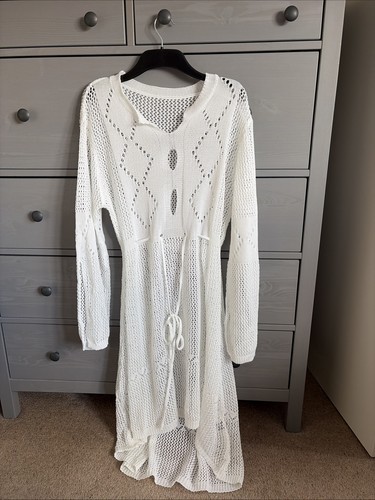 Beach cover white - up,