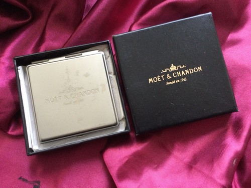 Moët chandon compact mirror - moët,