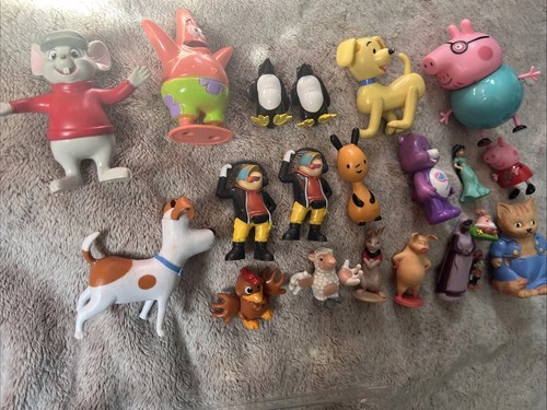 Mixed toy figures - figures, peppa