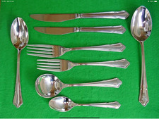 Oneida Dubarry cutlery