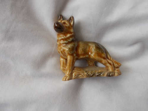 Wade dog alsation mother - ,