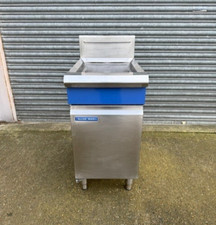 Fryer Single Pan Twin Basket Blue Seal GT45 Nat Gas LPG Recon Catering Equipment