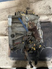 Kia Sedona 2003 2.9 Crdi Diesel Automatic Gearbox 