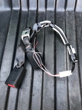 LEXUS IS 300h Rear Middle Seat