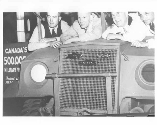 1943 gmc publicity - publicity, photo