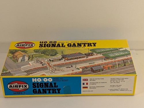 Airfix signal gantry - airfix,