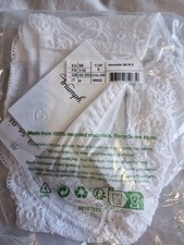 Triumph Armoutette Underwired