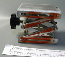 CENCO LAB-JACK 19089 Vertical