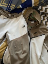 Nike Mens Sandalwood Full Tech